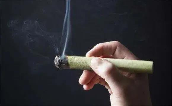 艾灸的順序和注意事項(xiàng)！